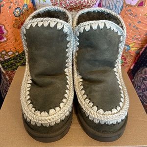 MOU Sheepskin Shearling Booties Size 36